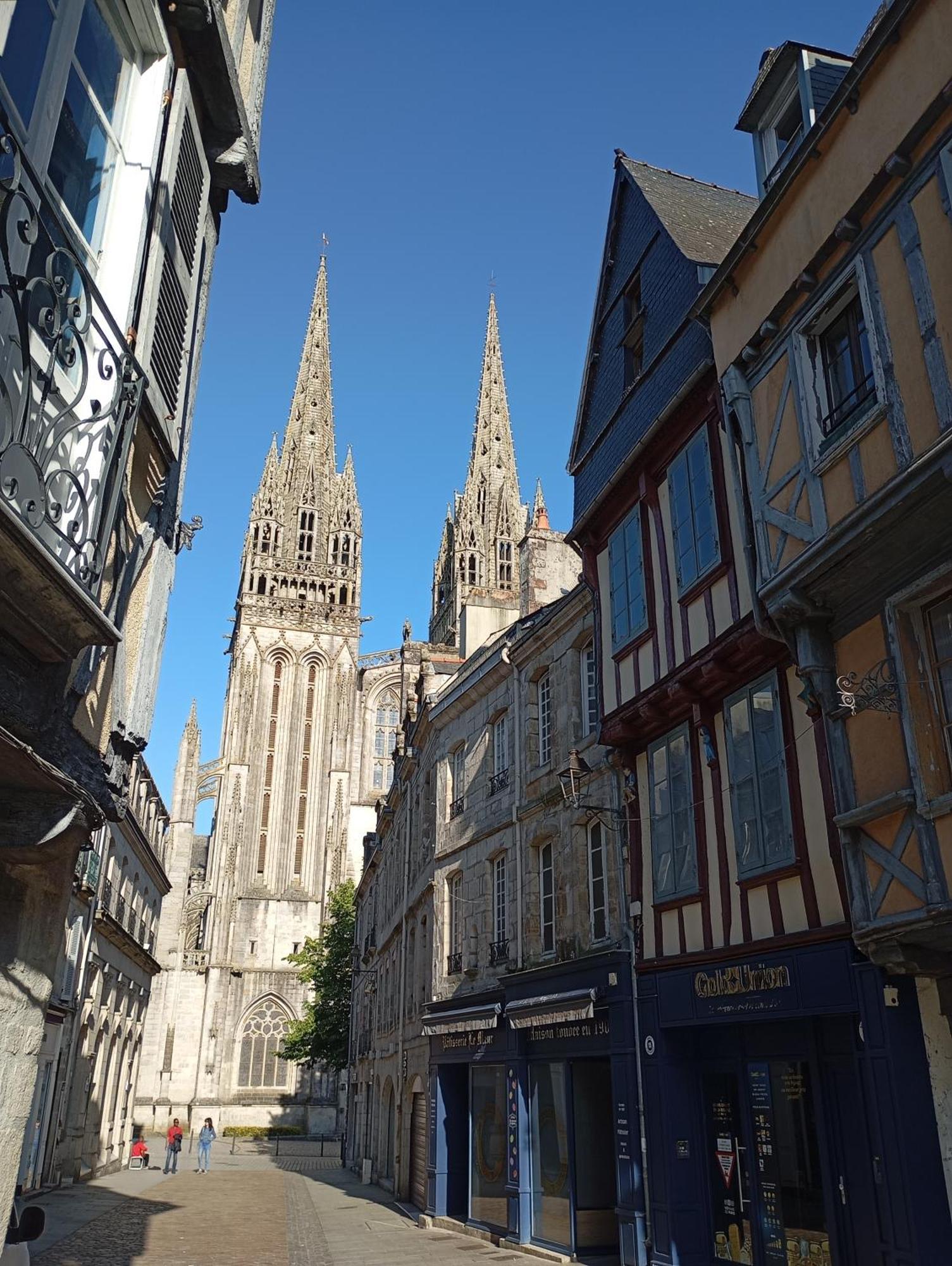 Escapade Romantique Sous Les Toits De Kereon - Centre Historique, Rue Pietonne Quimper Bagian luar foto